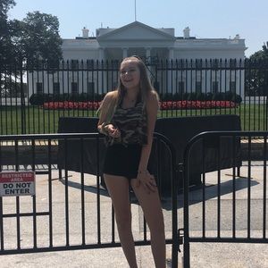 Meet your Posher, Alex